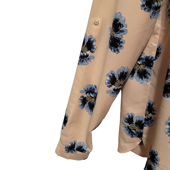 Loft Women’s Floral Blouse Roll Tab Sleeves Size L Peachy Pink Vneck - Picture 5 of 8